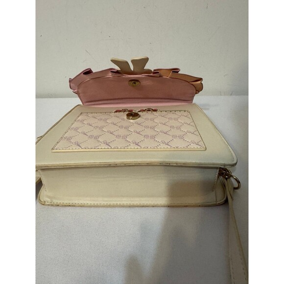 DISNEY CINDERELLA DANIELLE NICOLE CROSSBODY - Picture 4 of 8